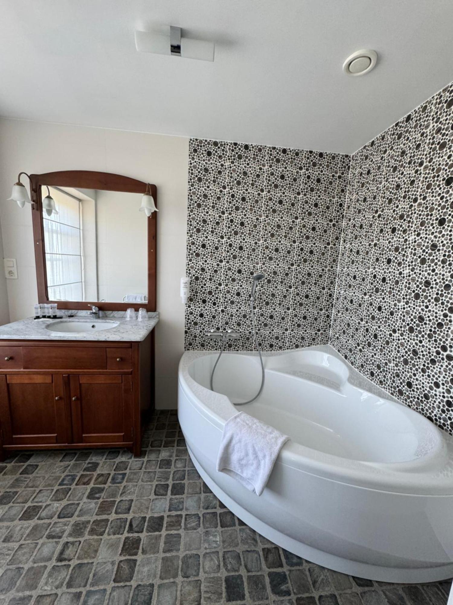 Ouwe Schuure Bed & Breakfast Слойс Екстериор снимка